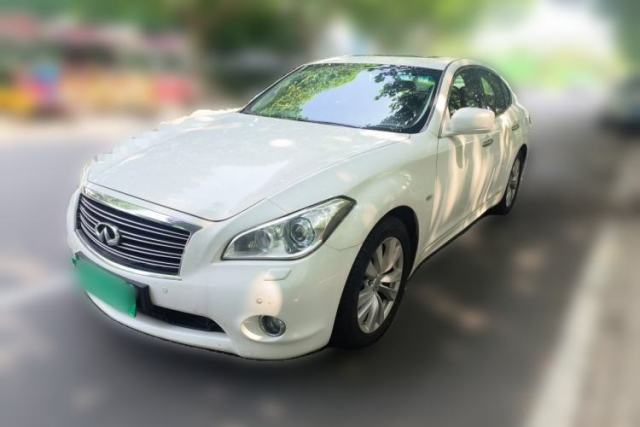 Used Infiniti M Series 2011 M37 model