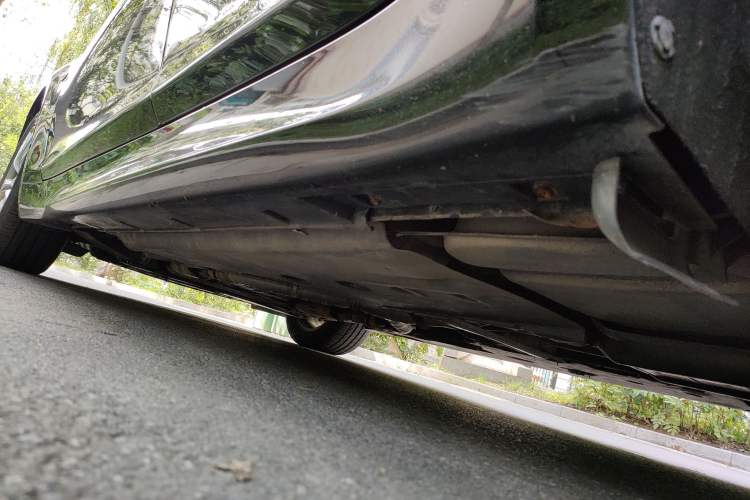 Used Infiniti M Series 2012 M25L Comfort Edition Chassis Rear Left