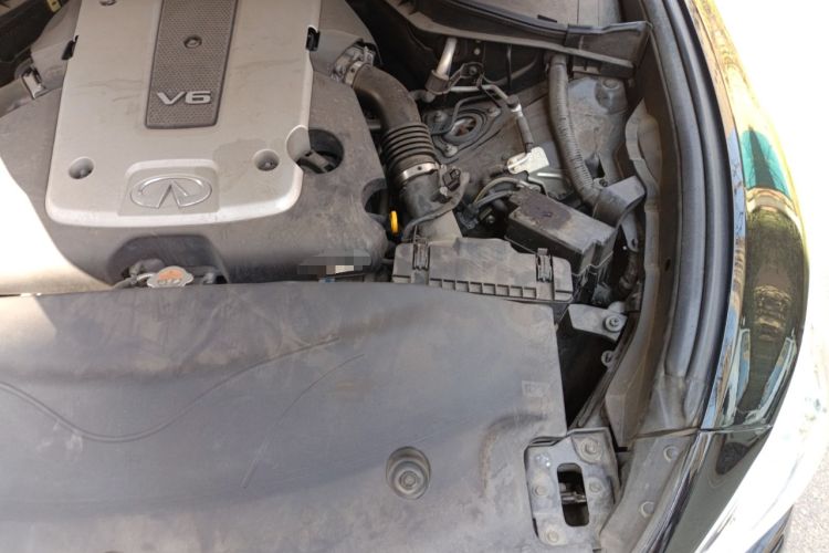 Used Infiniti M Series 2012 M25L Elegance Edition Engine Bay Left