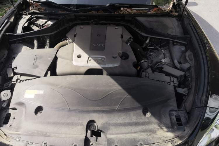Used Infiniti M Series 2012 M25L Elegance Edition Engine Bay Left
