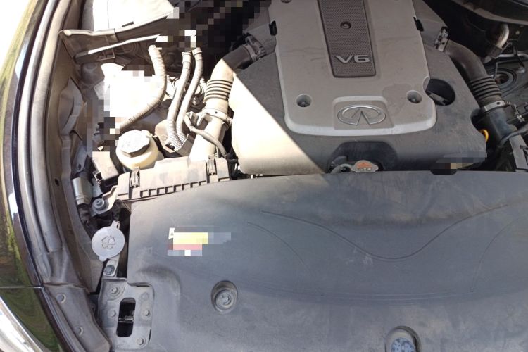 Used Infiniti M Series 2012 M25L Elegance Edition Engine Bay Right