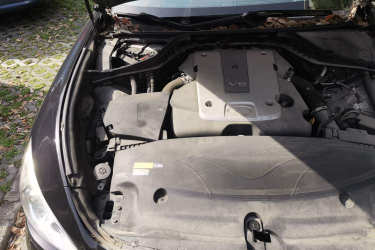 Used Infiniti M Series 2012 M25L Elegance Edition Engine Bay Right