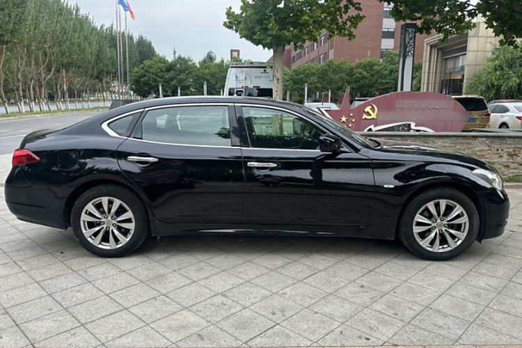 Used Infiniti M Series 2012 M25L Comfort Edition Exterior 3