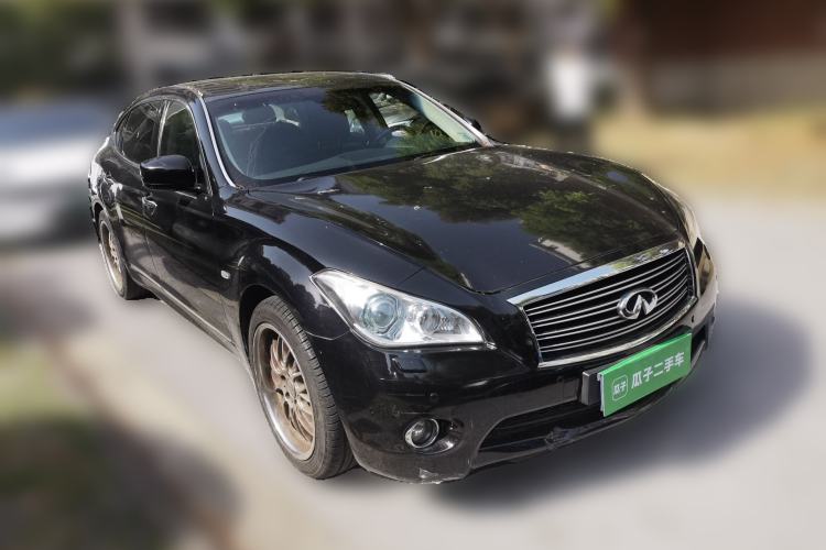 Used Infiniti M Series 2012 M25L Elegance Edition Front Right 45 Deg