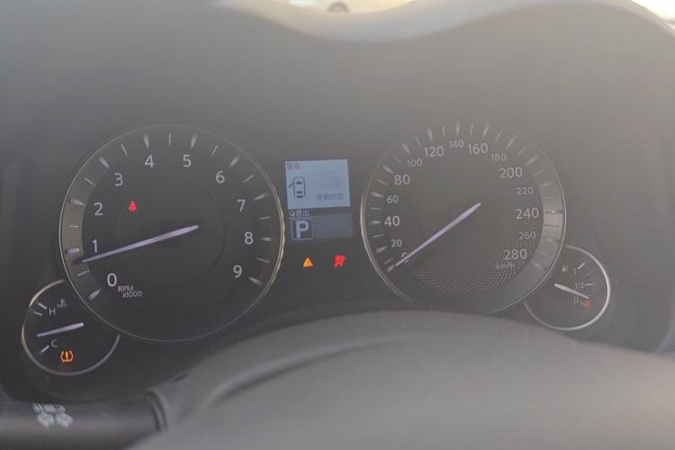 Used Infiniti M Series 2012 M25L Comfort Edition Instrument Cluster