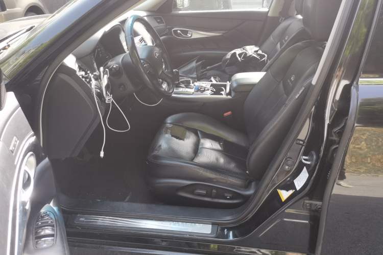 Used Infiniti M Series 2012 M25L Elegance Edition Left Front Seat