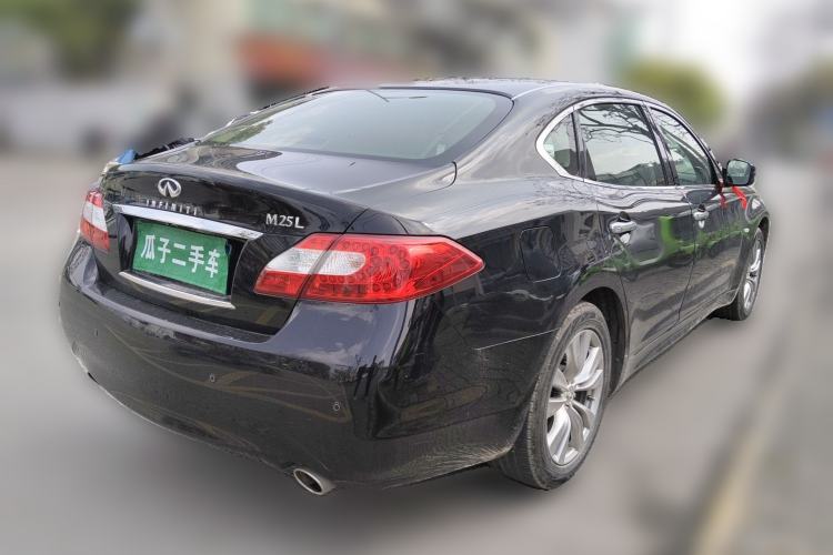 Used Infiniti M Series 2012 M25L Elegance Edition Rear Right 45 Deg