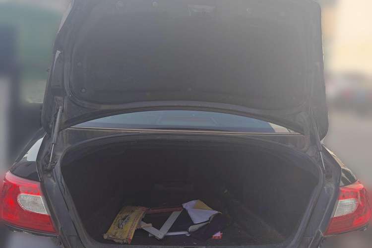 Used Infiniti M Series 2012 M25L Comfort Edition Trunk