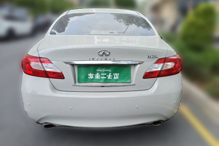 Used Infiniti M Series 2012 M25L Luxury Edition Rear