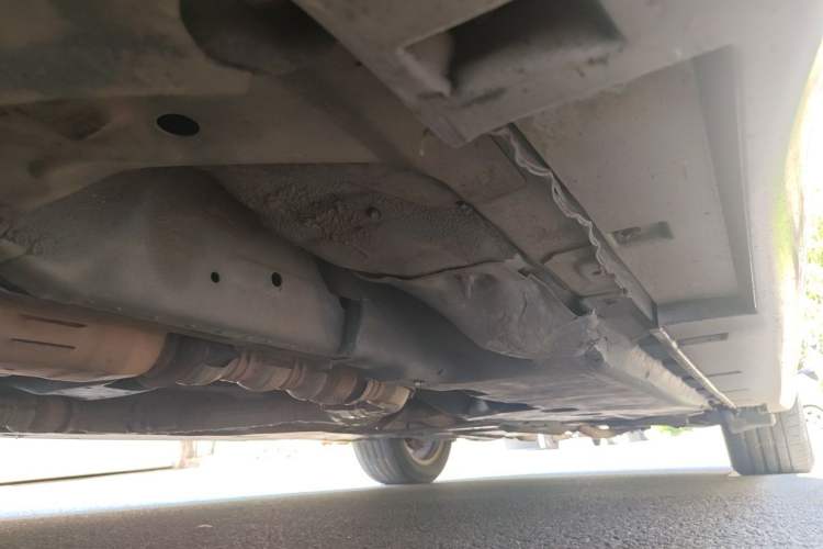 Used Infiniti M Series 2012 M25L Comfort Edition Chassis Front Left