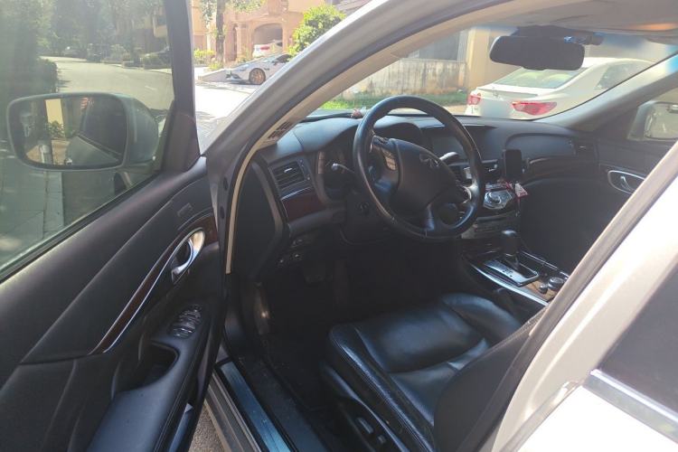 Used Infiniti M Series 2012 M25L Comfort Edition Driver Seat