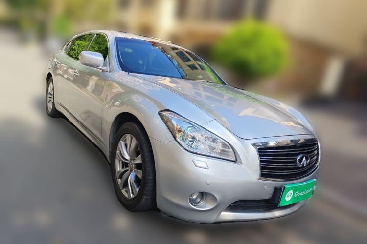 Used Infiniti M Series 2012 M25L Comfort Edition Front Right 45 Deg