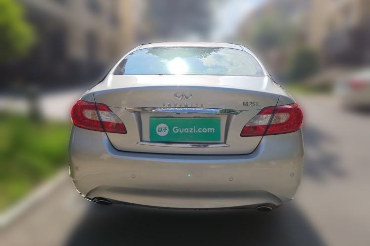 Used Infiniti M Series 2012 M25L Comfort Edition Rear