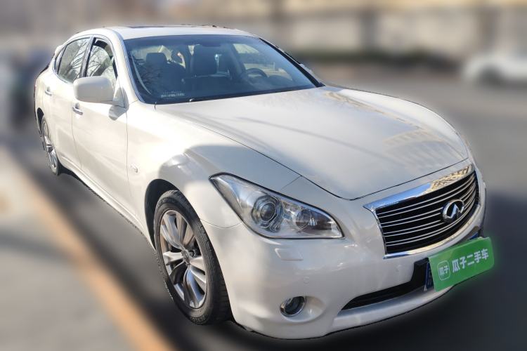 Used Infiniti M Series 2012 M25L Comfort Edition Front Right 45 Deg