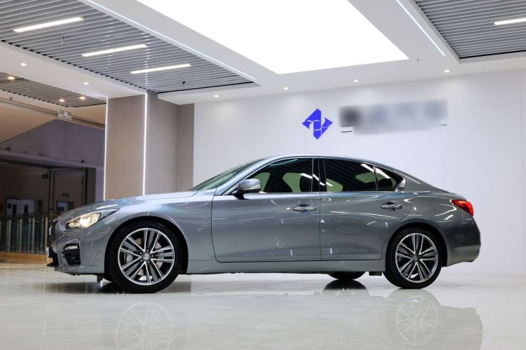 Used Infiniti Q50 2014 3.7L Luxury Sport Edition Exterior 2