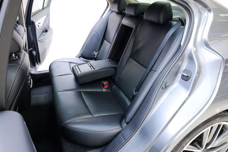 Used Infiniti Q50 2014 3.7L Luxury Sport Edition Interior 14