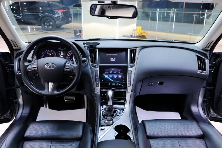 Used Infiniti Q50 2014 3.7L Luxury Sport Edition Interior 3