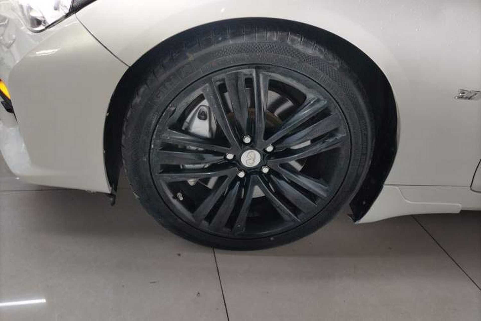 Used Infiniti Q50 2014 3.7L Luxury Sport Edition Exterior 7