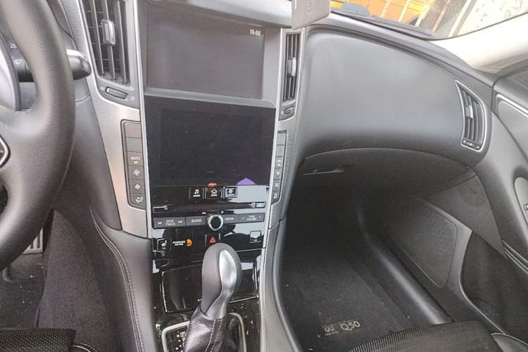 Used Infiniti Q50 2014 3.7L Luxury Sport Edition Audio And AC Panel