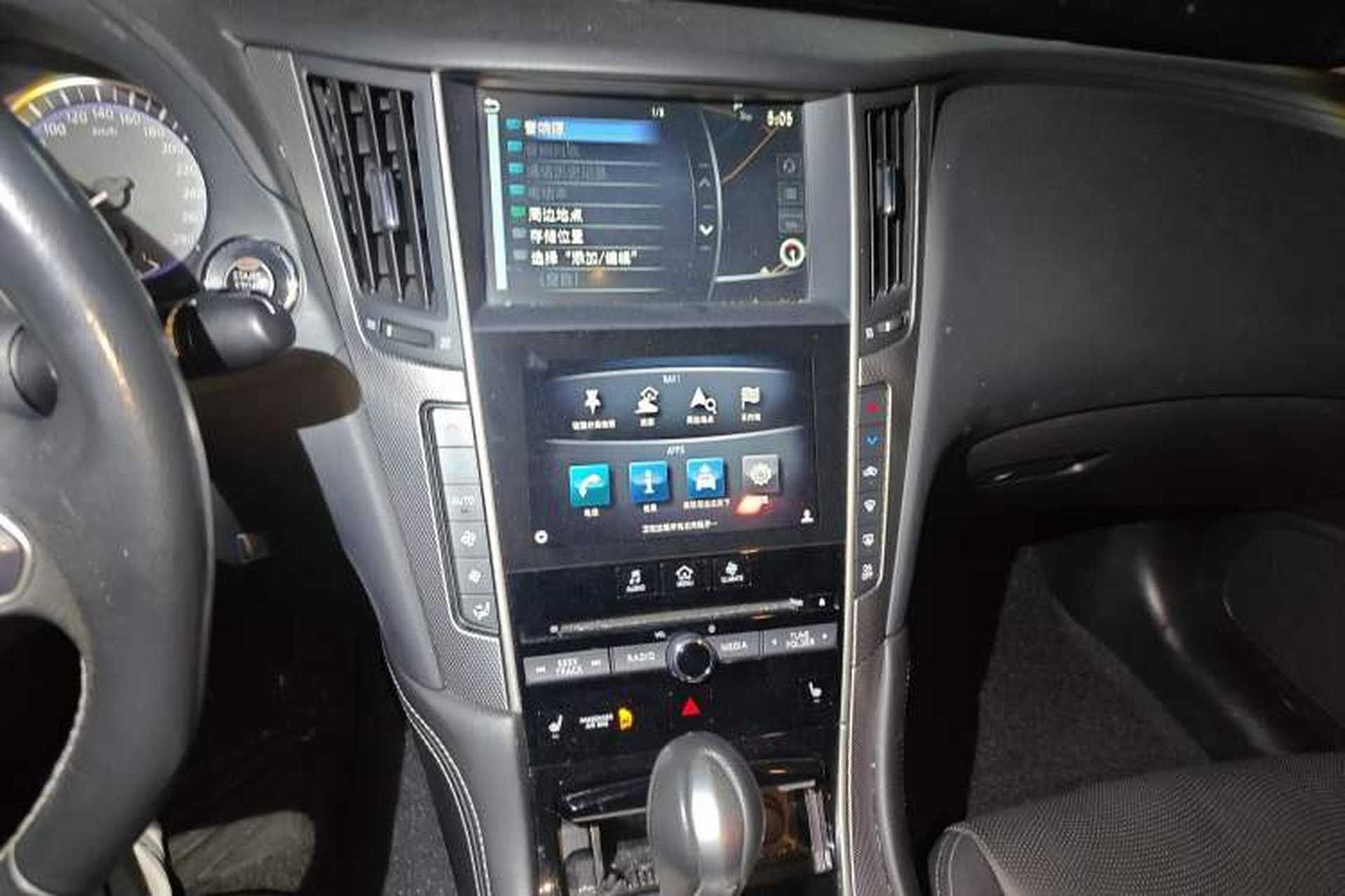 Used Infiniti Q50 2014 2.0T Luxury Edition Audio And AC Panel