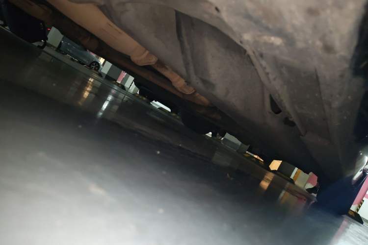 Used Infiniti Q50 2014 3.7L Comfort Edition Chassis Front Left