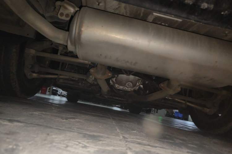 Used Infiniti Q50 2014 3.7L Comfort Edition Chassis Rear