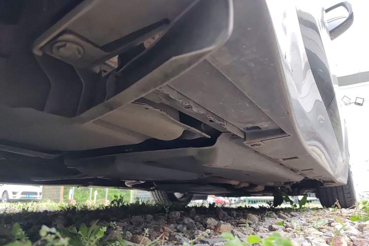 Used Infiniti Q50 2014 3.7L Luxury Edition Chassis Rear Right
