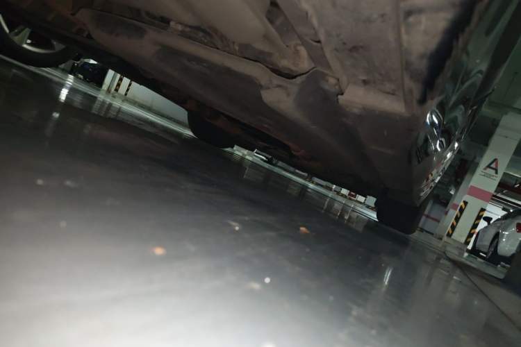 Used Infiniti Q50 2014 3.7L Comfort Edition Chassis Rear Right