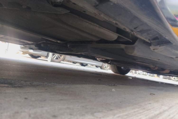 Used Infiniti Q50 2014 3.7L Comfort Edition Chassis Rear Right
