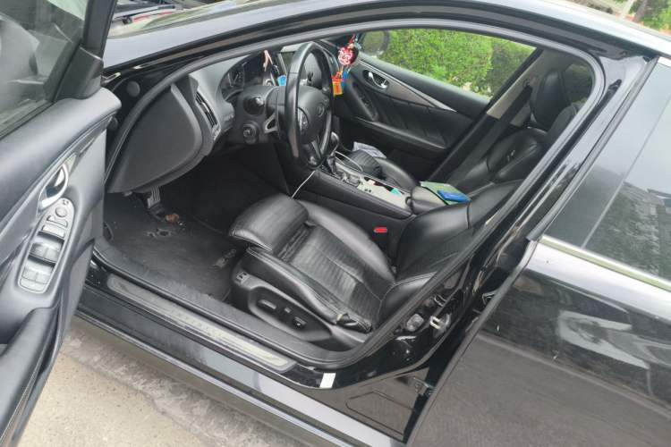 Used Infiniti Q50 2014 3.7L Luxury Sport Edition Driver Seat