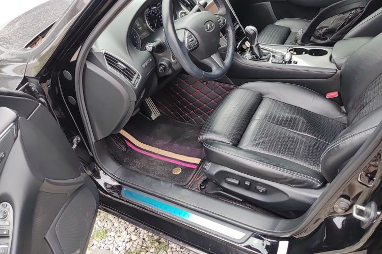 Used Infiniti Q50 2014 3.7L Luxury Edition Driver Seat