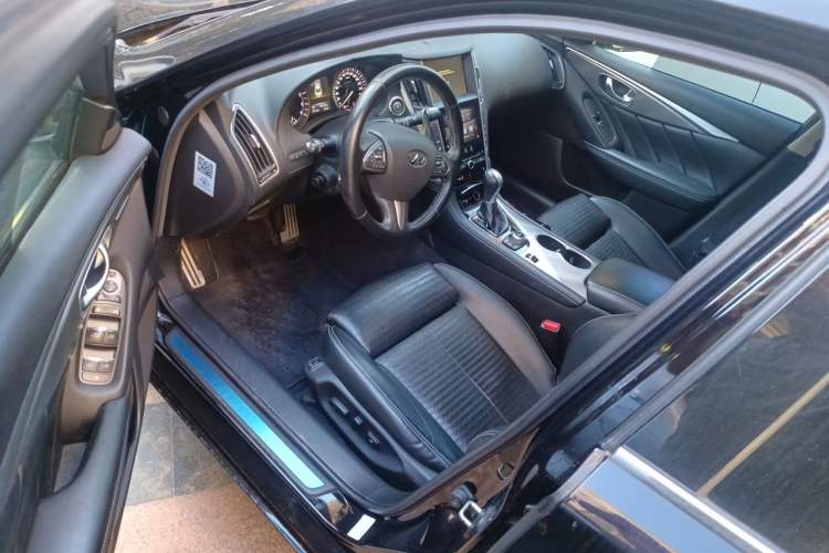 Used Infiniti Q50 2014 3.7L Luxury Sport Edition Driver Seat