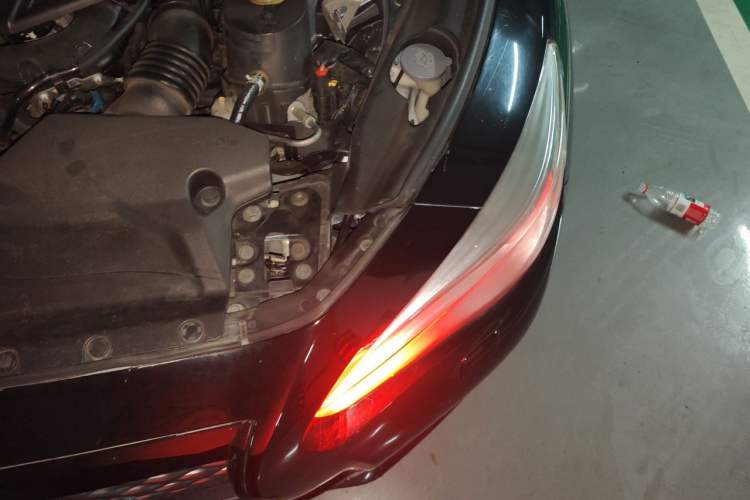 Used Infiniti Q50 2014 2.0T Comfort Edition Engine Bay Left