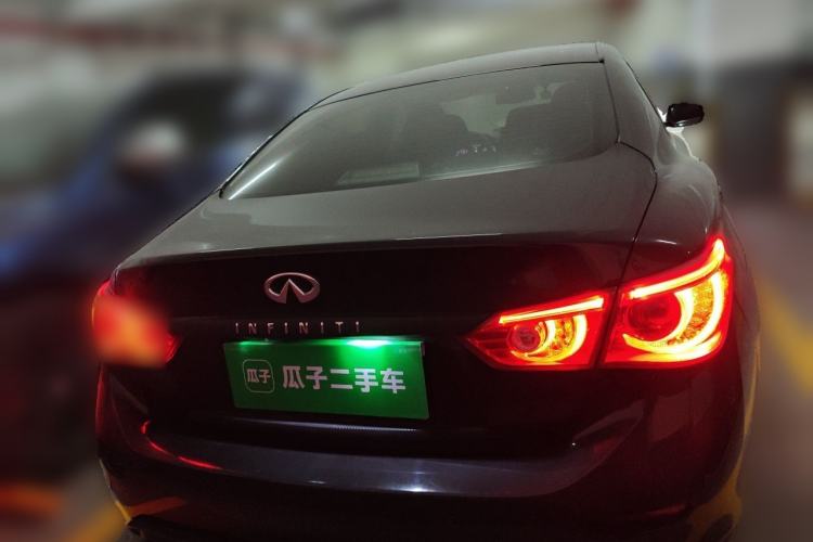 Used Infiniti Q50 2014 3.7L Comfort Edition Exterior 4