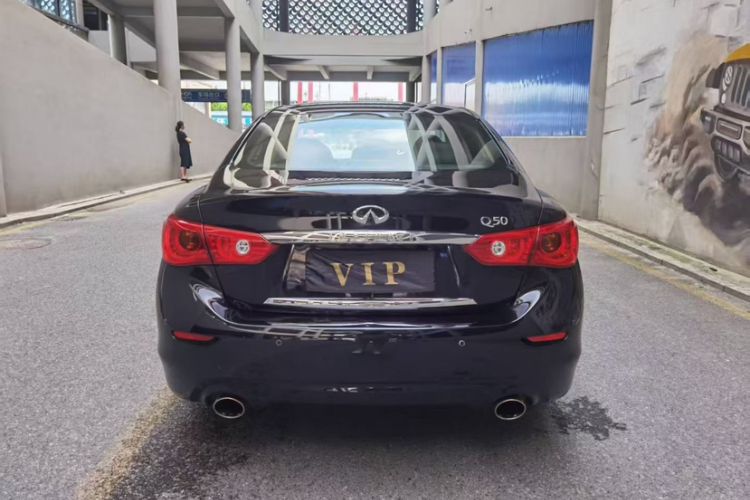 Used Infiniti Q50 2014 2.0T Luxury Edition Exterior 4