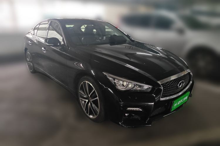 Used Infiniti Q50 2014 2.0T Luxury Sport Edition Front Right 45 Deg