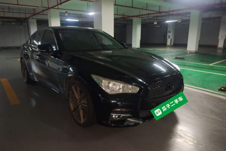 Used Infiniti Q50 2014 2.0T Comfort Edition Front Right 45 Deg