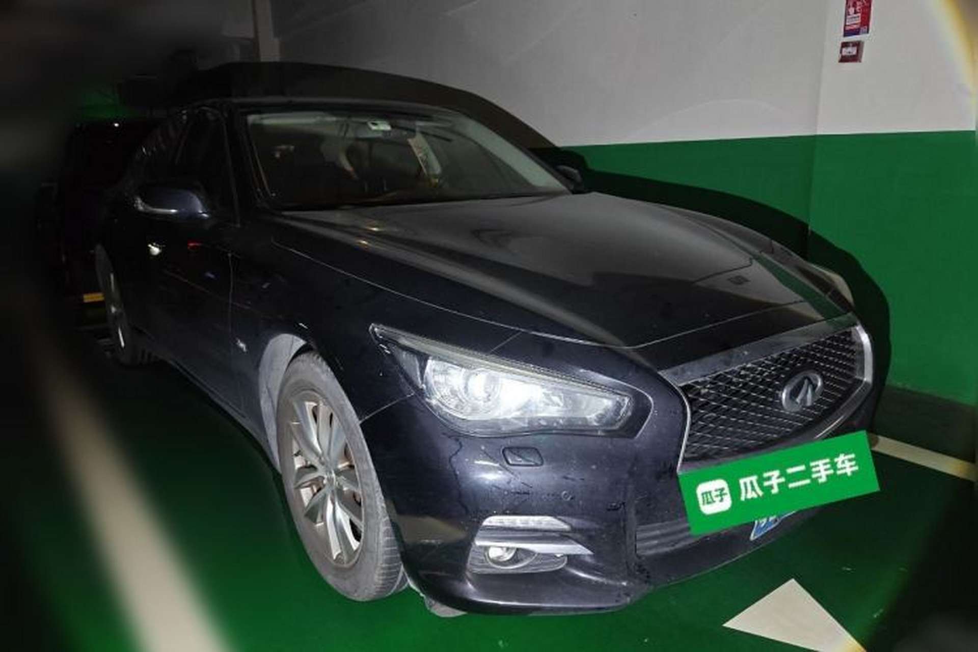 Used Infiniti Q50 2014 2.0T Luxury Edition Front Right 45 Deg