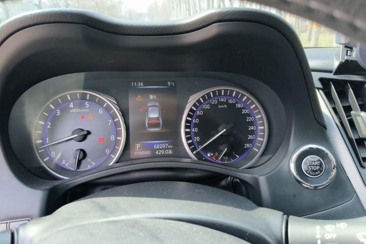 Used Infiniti Q50 2014 3.7L Comfort Edition Instrument Cluster