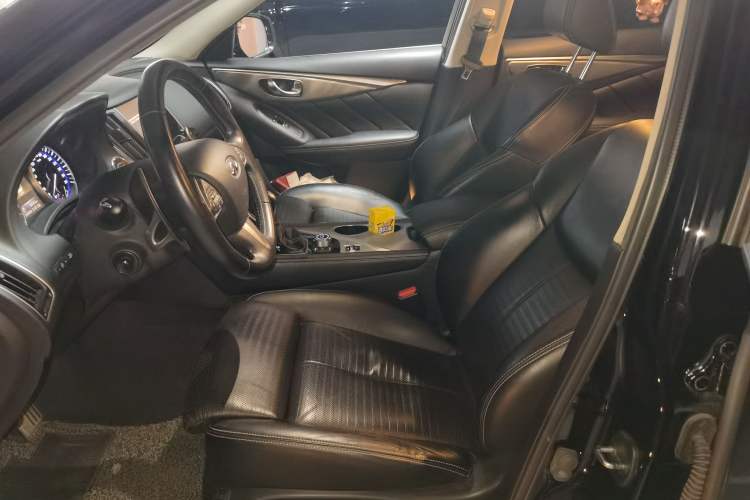 Used Infiniti Q50 2014 3.7L Luxury Sport Edition Left Front Seat