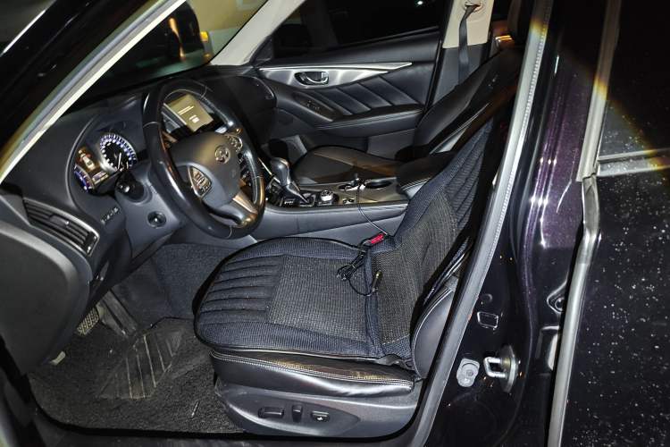 Used Infiniti Q50 2014 2.0T Luxury Edition Left Front Seat