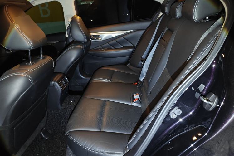 Used Infiniti Q50 2014 2.0T Luxury Edition Left Rear Seat