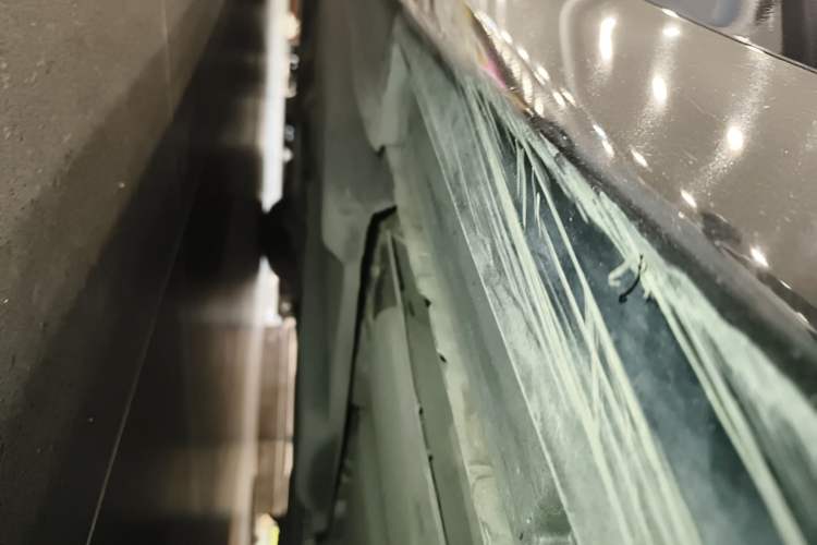 Used Infiniti Q50 2014 3.7L Comfort Edition Left Side Sill