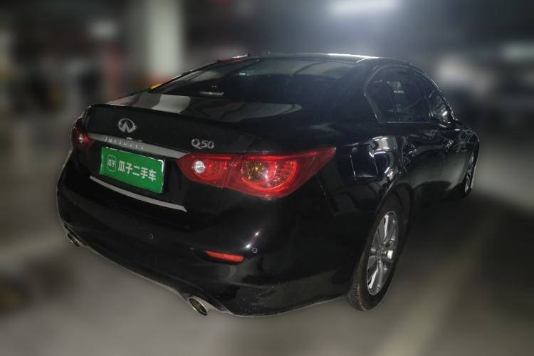Used Infiniti Q50 2014 3.7L Comfort Edition Rear Right 45 Deg