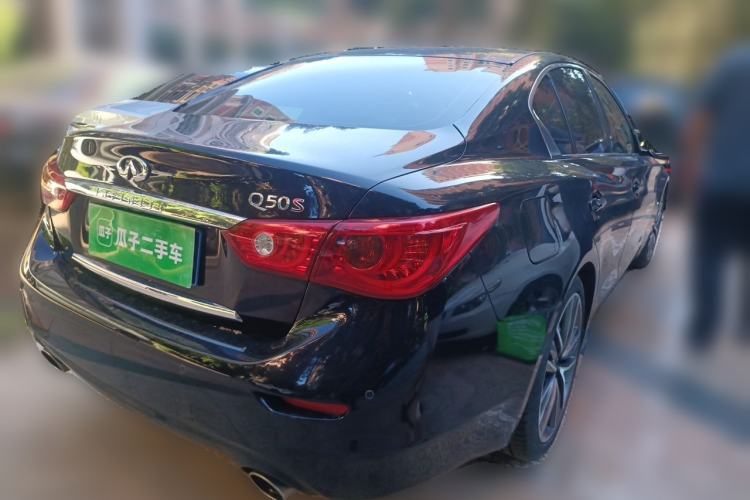 Used Infiniti Q50 2014 3.7L Luxury Sport Edition Rear Right 45 Deg