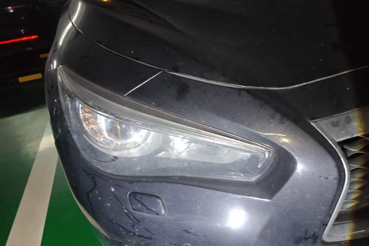 Used Infiniti Q50 2014 2.0T Luxury Edition Right Front Headlight