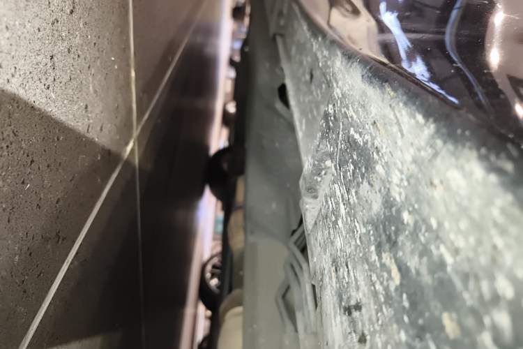Used Infiniti Q50 2014 3.7L Comfort Edition Right Side Sill