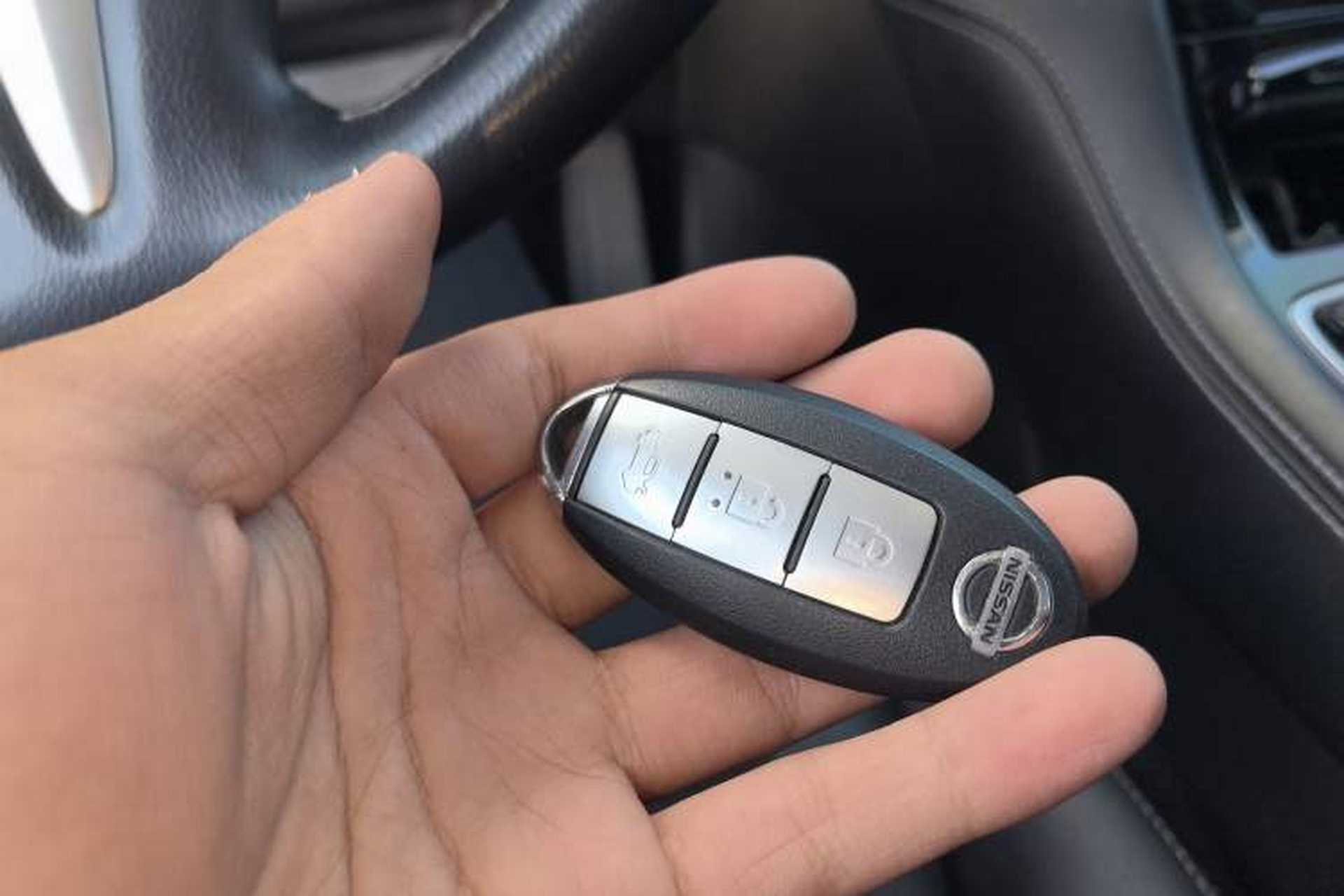 Used Infiniti Q50 2014 3.7L Comfort Edition Vehicle Key