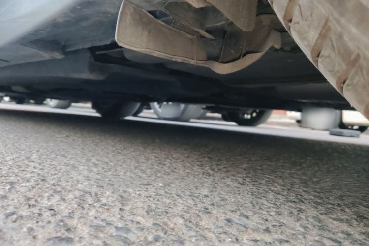 Used Infiniti Q50 2014 3.7L Comfort Edition Chassis Rear Left