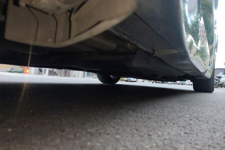 Used Infiniti Q50 2014 3.7L Comfort Edition Chassis Rear Right